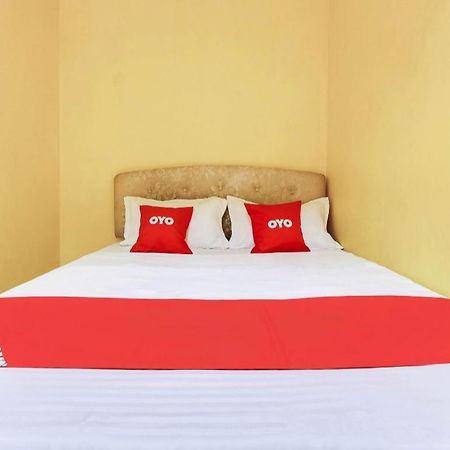 Oyo 89406 Lucky Budget Hotel Nilai Exteriér fotografie