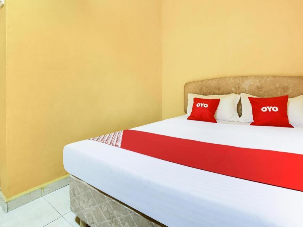 Oyo 89406 Lucky Budget Hotel Nilai Exteriér fotografie