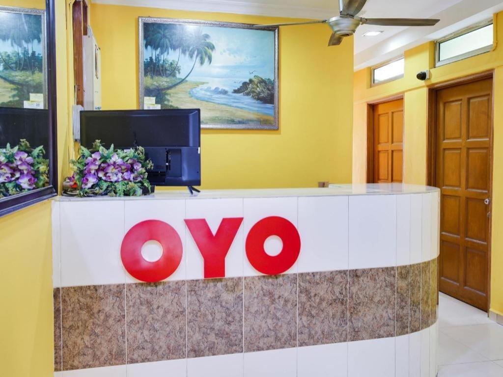 Oyo 89406 Lucky Budget Hotel Nilai Exteriér fotografie